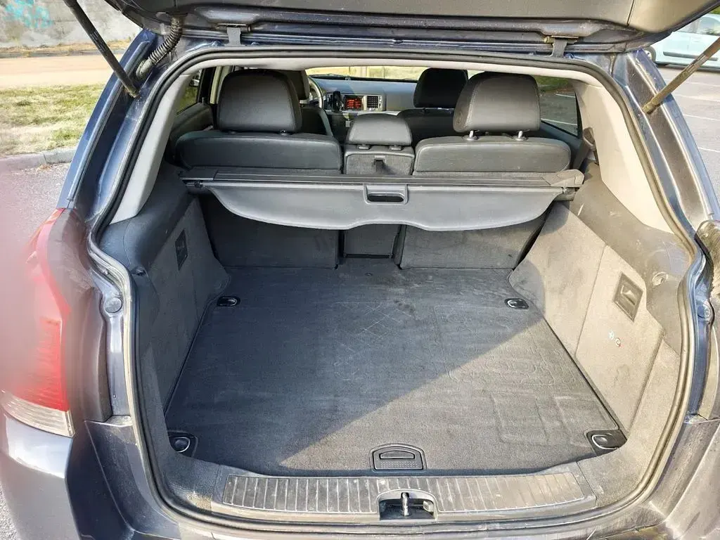 Gebraucht Opel Signum 150 PS (110 kW) 2008 Kleinwagen