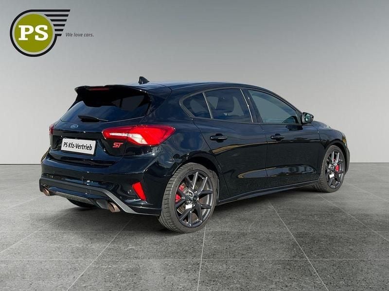 Gebraucht Ford Focus ST 280 PS (205 kW) 2021 Schwarz Limousine