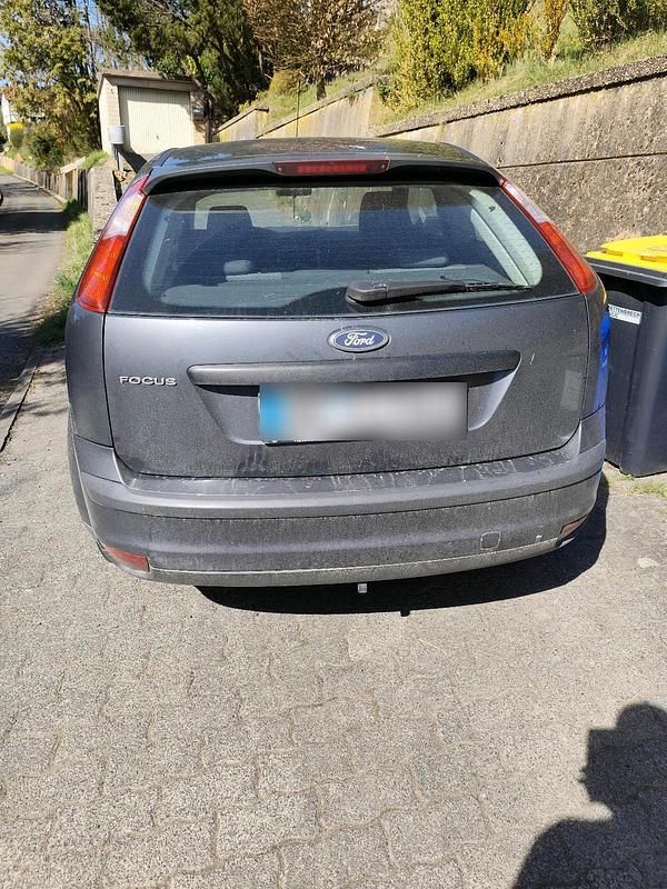 Usata Ford Focus 105 CV (77 kW) 2004 Utilitaria