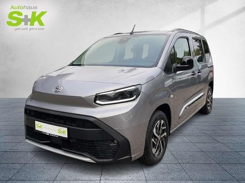 Bismutsilber Neu 2025 Toyota Proace Verso City Kombi | 39.980 € - Bild 1/4