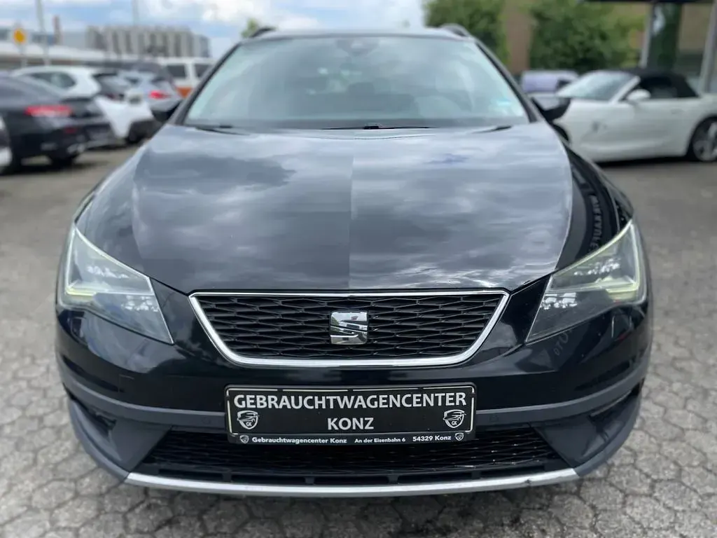 Używany Seat Leon X-Perience 184 KM (135 kW) 2016 Czarny Kombi