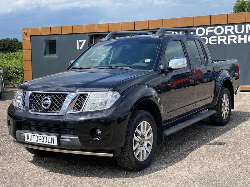 Black (m) Gebraucht 2014 Nissan Navara Abholung | 25.900 € (Etwas zu teuer) - Bild 1/4