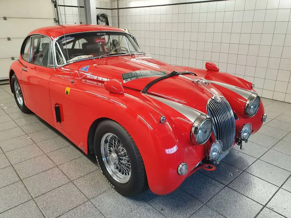 Gebraucht Jaguar XK 223 PS (164 kW) 1960 Rot Coupé