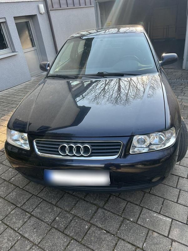 Gebraucht Audi A3 131 PS (96 kW) 2002 Blau Kleinwagen