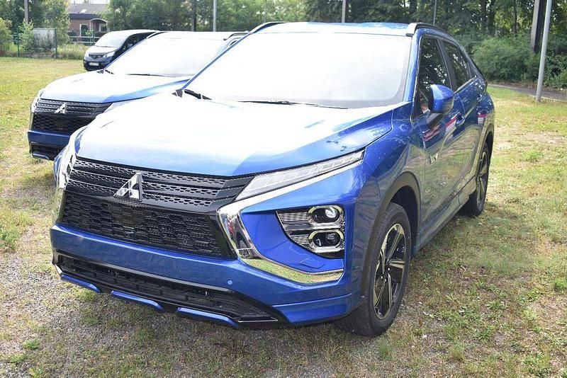 Laserblau Neu 2024 Mitsubishi Eclipse Cross Select SUV | 29.990 € - Bild 1/4