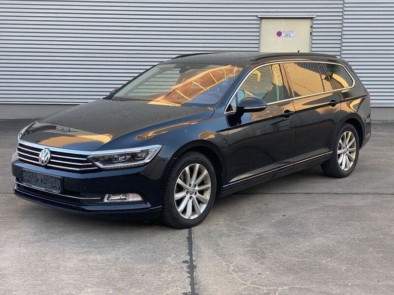 Schwarz metallic Gebraucht 2018 VW Passat Comfortline Kombi | 14.300 € (Teuer) - Bild 1/4