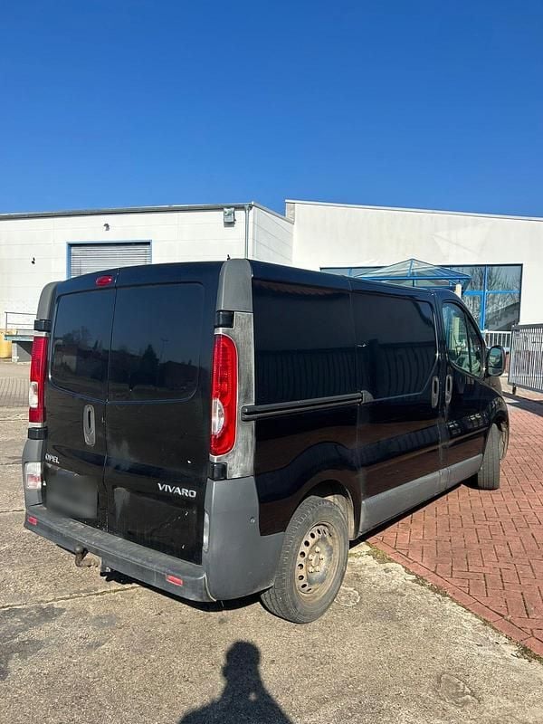 Gebraucht Opel Vivaro 90 PS (66 kW) 2007 Schwarz Van / Kleinbus
