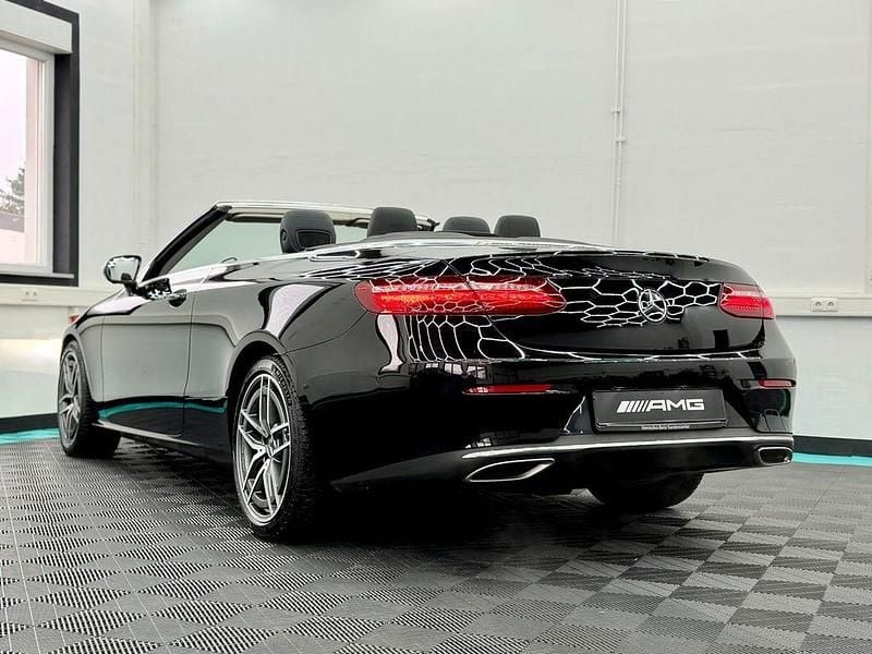 Gebraucht Mercedes E300 AMG 245 PS (180 kW) 2019 Schwarz Cabrio