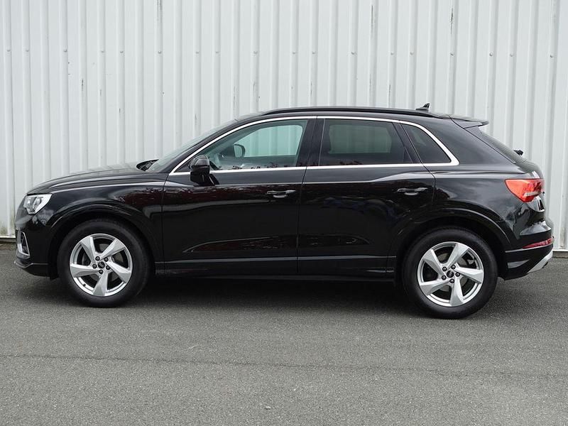 Gebraucht Audi Q3 Advanced 150 PS (110 kW) 2022 Schwarz SUV