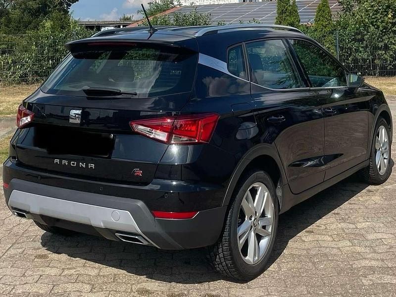 Spannende Arona Seat Gebraucht Bild