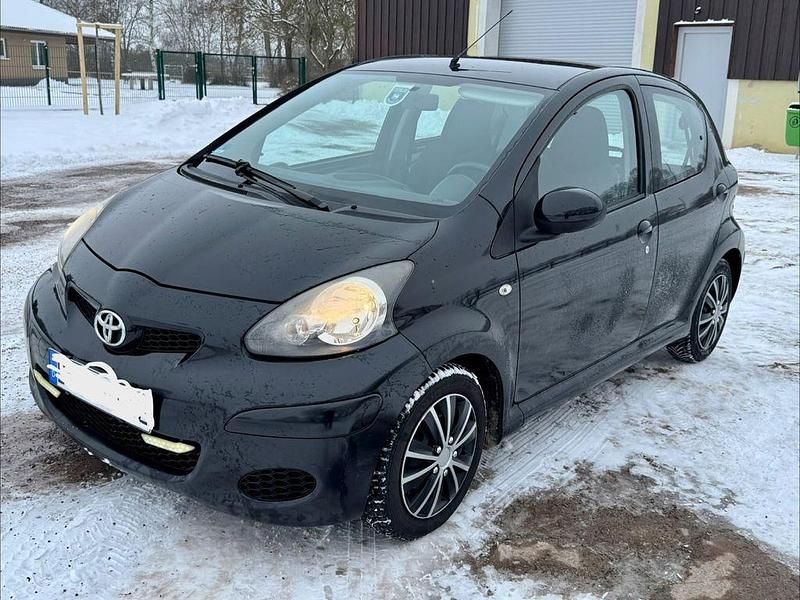 Gebraucht Toyota Aygo Cool 68 PS (50 kW) 2011 Schwarz Kleinwagen