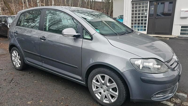 Gebraucht VW Golf IV 105 PS (77 kW) 2005 Kleinwagen