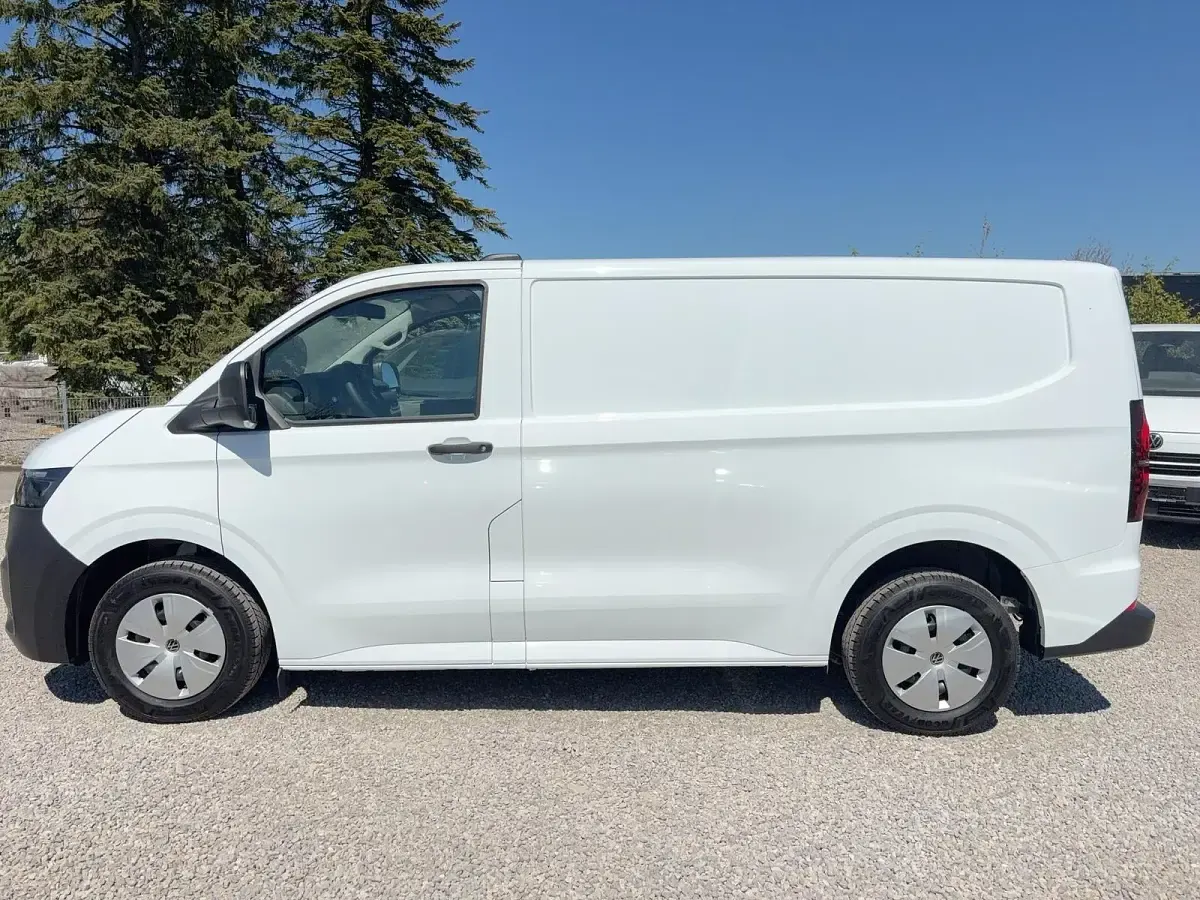 Neu VW T7 100 kW (136 PS) 2026 Clear white Van