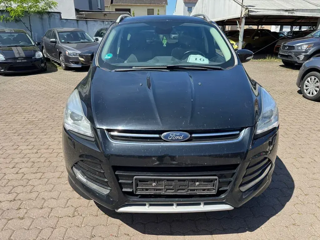 Gebraucht Ford Kuga Individual 150 PS (110 kW) 2016 Schwarz SUV