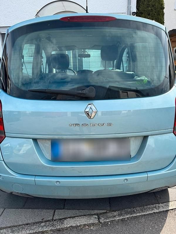 Second-hand Renault Modus 65 CP (47 kW) 2009 Albastru Monovolum