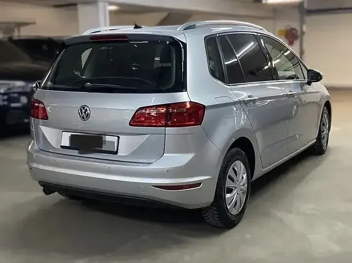 Gebraucht VW Golf VII Comfortline 110 PS (80 kW) 2014 Silber Limousine