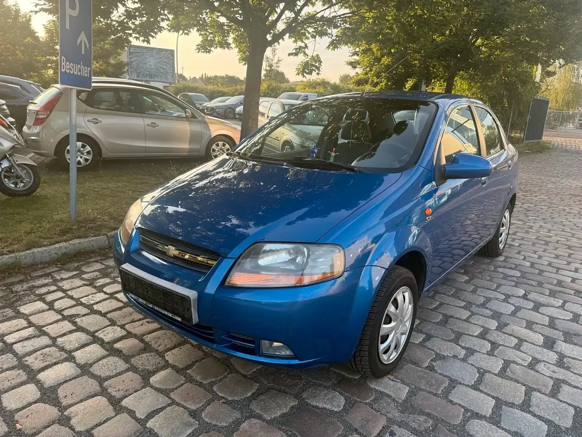 Gebraucht Chevrolet Kalos 90 PS (66 kW) 2005 Blau Limousine