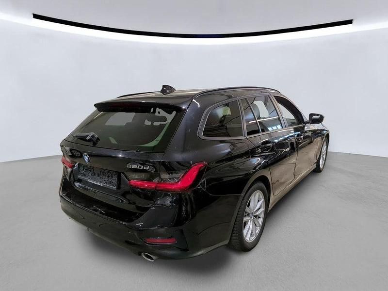 Gebraucht BMW 320 Advantage 190 PS (139 kW) 2020 Schwarz Kombi