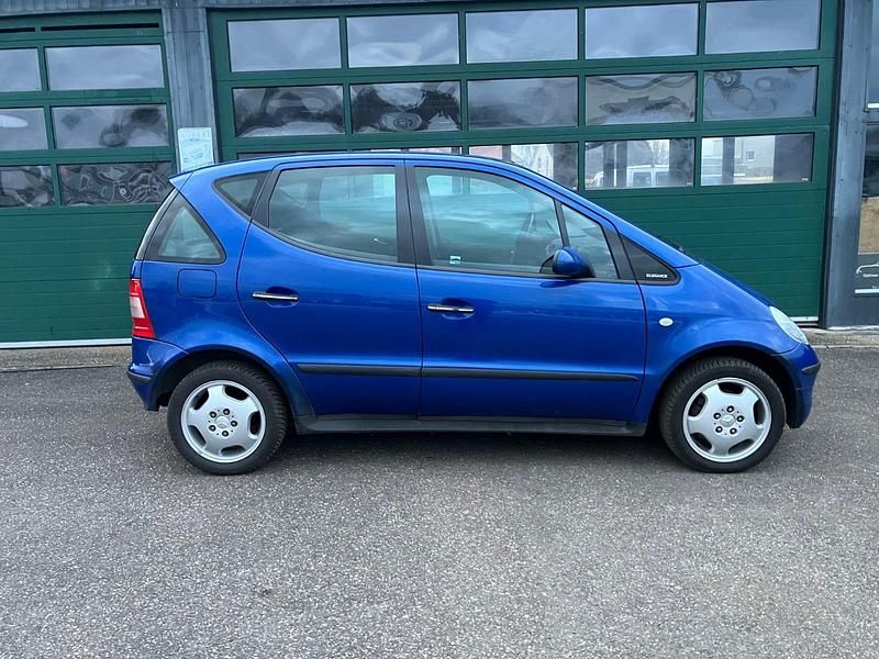 Gebraucht Mercedes A140 Elegance 82 PS (60 kW) 1999 Blau Limousine
