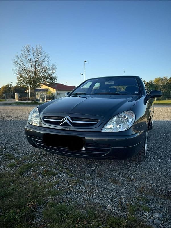 Grau Gebraucht 2001 Citroën Xsara Limousine | 2.750 € (Fairer Preis) - Bild 1/4