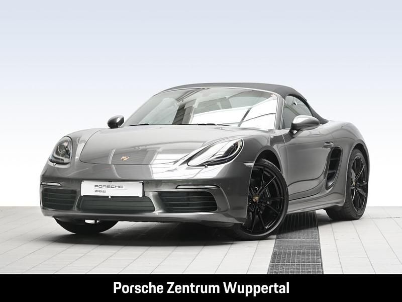 Grau Gebraucht 2020 Porsche 718 Boxster Cabrio | 67.850 € (Teuer) - Bild 1/4