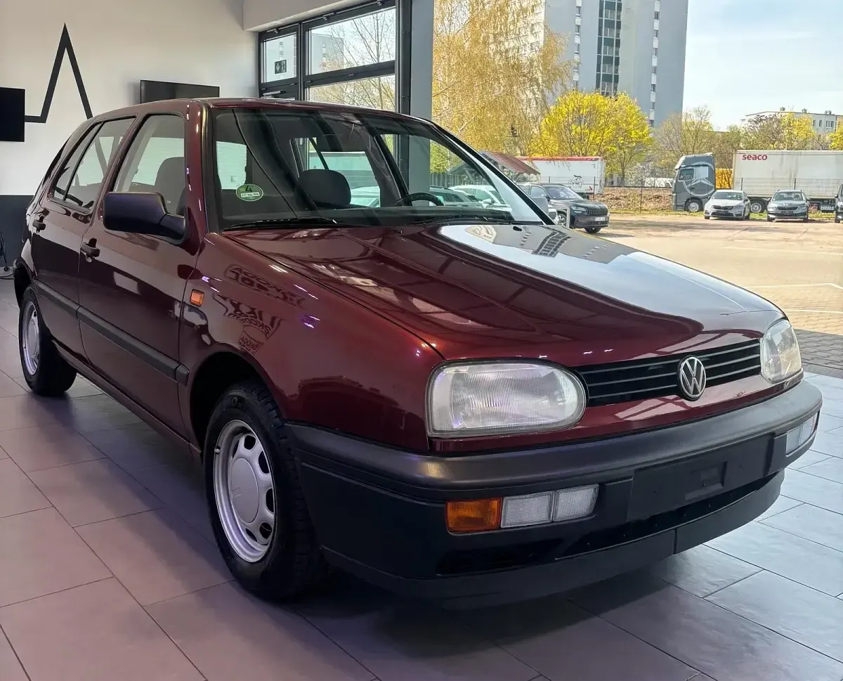 Gebraucht VW Golf III 60 PS (44 kW) 1992 Rot Kleinwagen