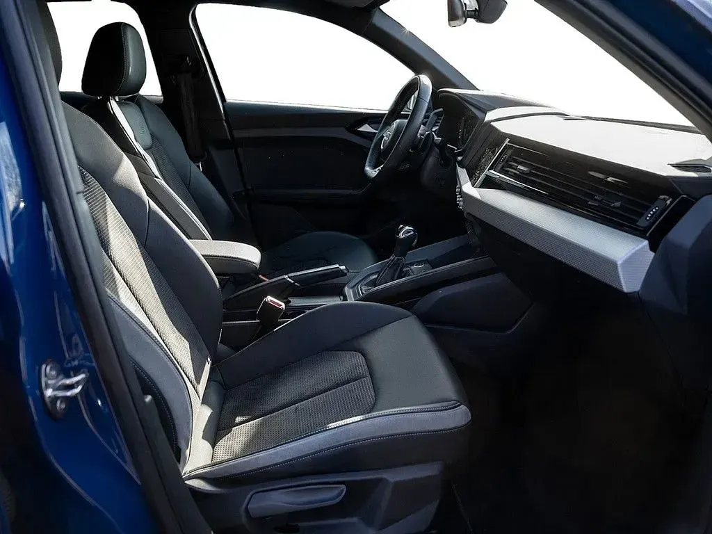 Gebraucht Audi A1 Sportback Competition 207 PS (152 kW) 2022 Ascariblau Kleinwagen