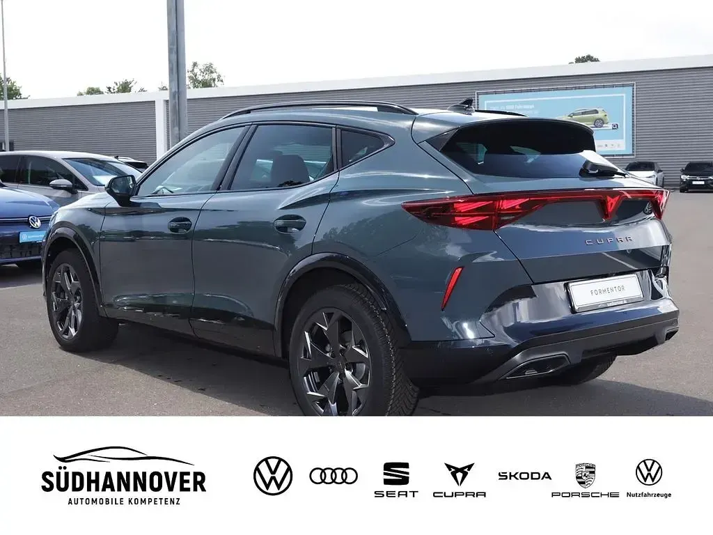 Neu Cupra Formentor 204 PS (150 kW) 2026 Blau SUV