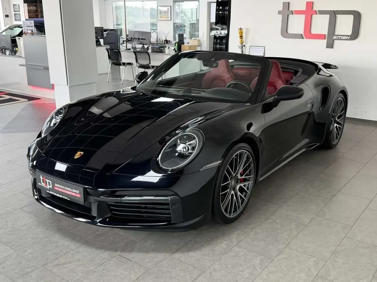 Gebraucht Porsche 992 581 PS (427 kW) 2024 Tiefschwarzmetallic Cabrio
