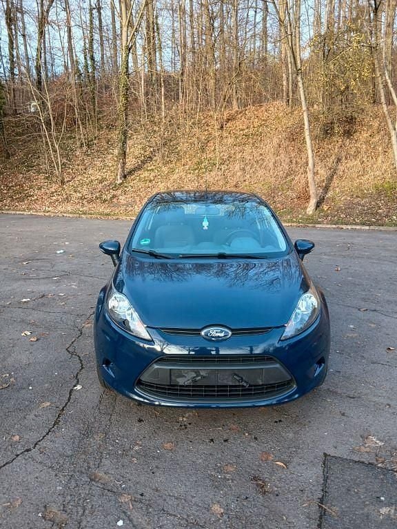 Gebraucht Ford Fiesta Trend 60 PS (44 kW) 2011 Blau Limousine