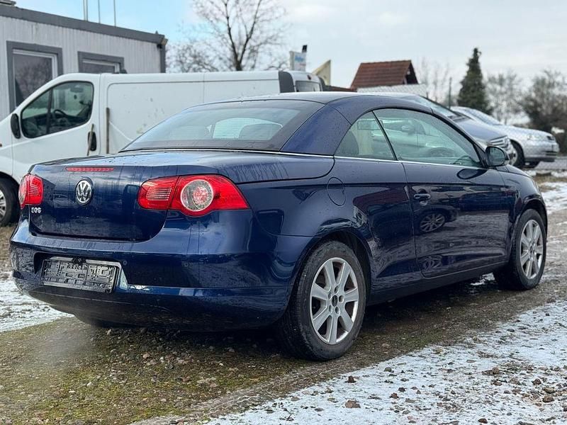Gebraucht VW Eos 150 PS (110 kW) 2006 Blau Cabrio