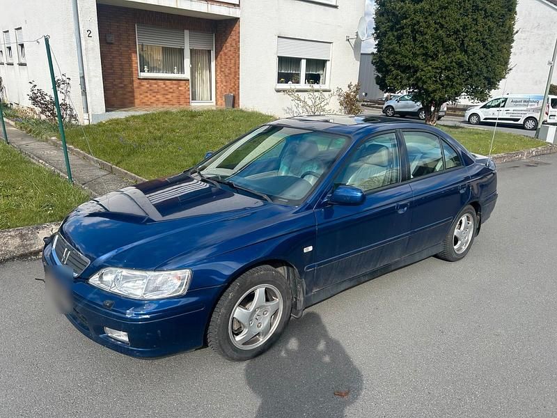 Gebraucht Honda Accord 147 PS (108 kW) 2000 Blau Limousine