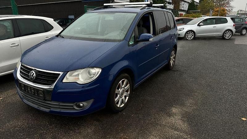 Blau Gebraucht 2007 VW Touran Trendline Van / Kleinbus | 2.700 € (Fairer Preis) - Bild 1/4