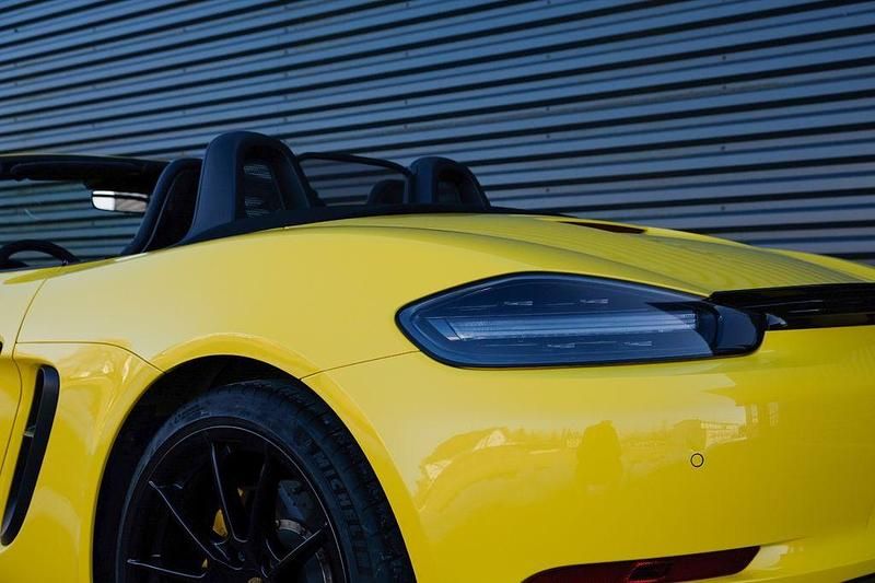 Gebraucht Porsche Boxster GTS 400 PS (294 kW) 2020 Gelb Cabrio