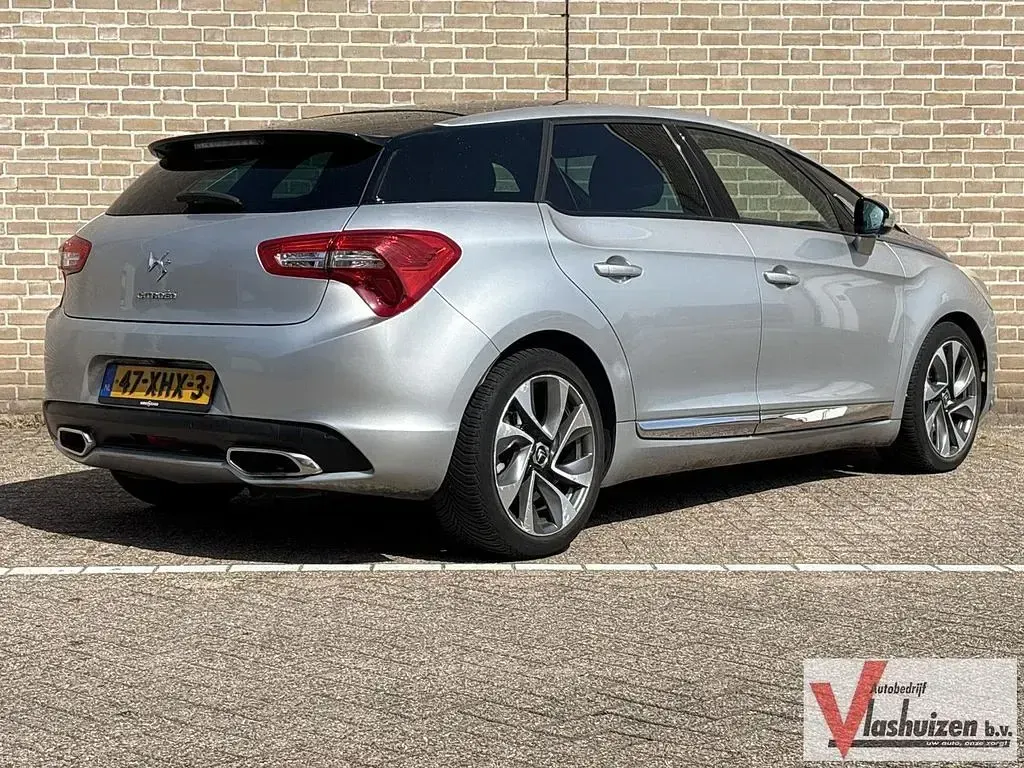 Gebraucht Citroën DS5 So Chic 156 PS (114 kW) 2012 Grau Kleinwagen