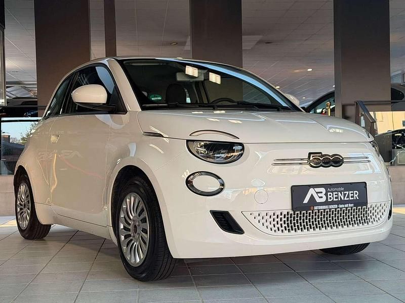 Gebraucht Fiat 500e 69 kW (95 PS) 2023 Weiß Kleinwagen