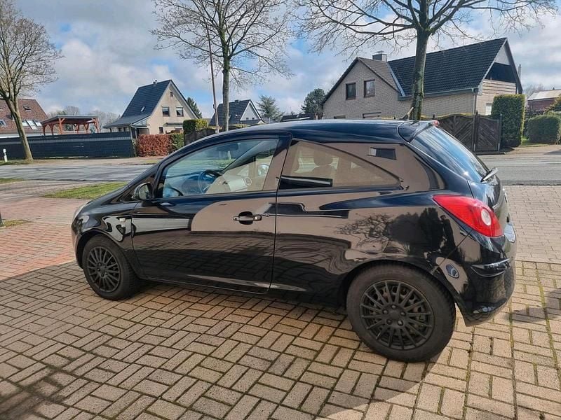 Gebraucht Opel Corsa 80 PS (58 kW) 2010 Schwarz Kleinwagen