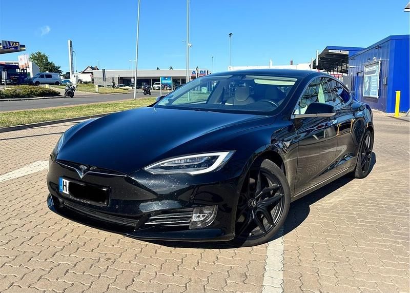 Schwarz Gebraucht 2019 Tesla Model S Limousine | 28.700 € (Superpreis) - Bild 1/4