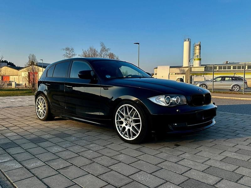 Brugt BMW 118 Performance 143 HK (105 kW) 2009 Sort Hatchback