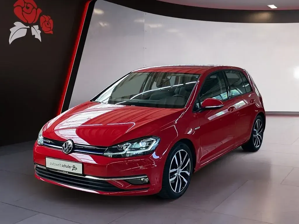 Gebraucht VW Golf VII Highline 131 PS (96 kW) 2019 Tornadorot Limousine