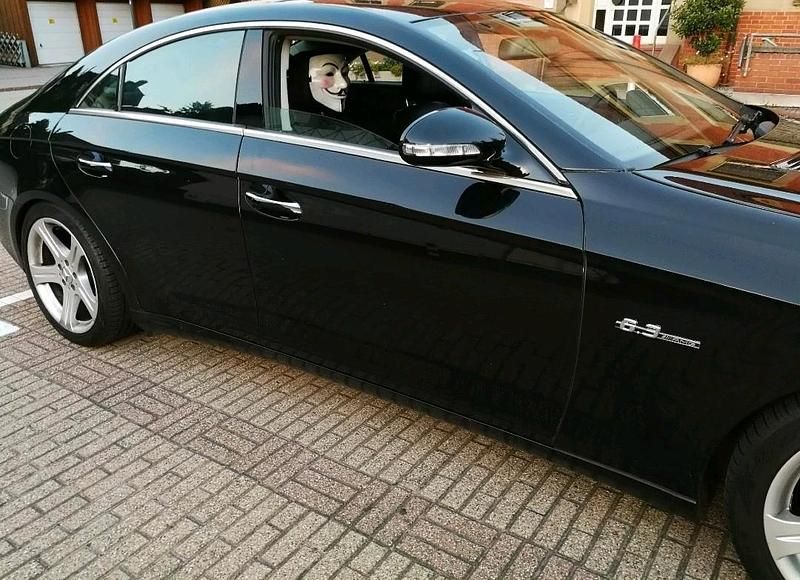 Schwarz Gebraucht 2007 Mercedes CLS350 AMG Coupé | 5.999 € - Bild 1/4