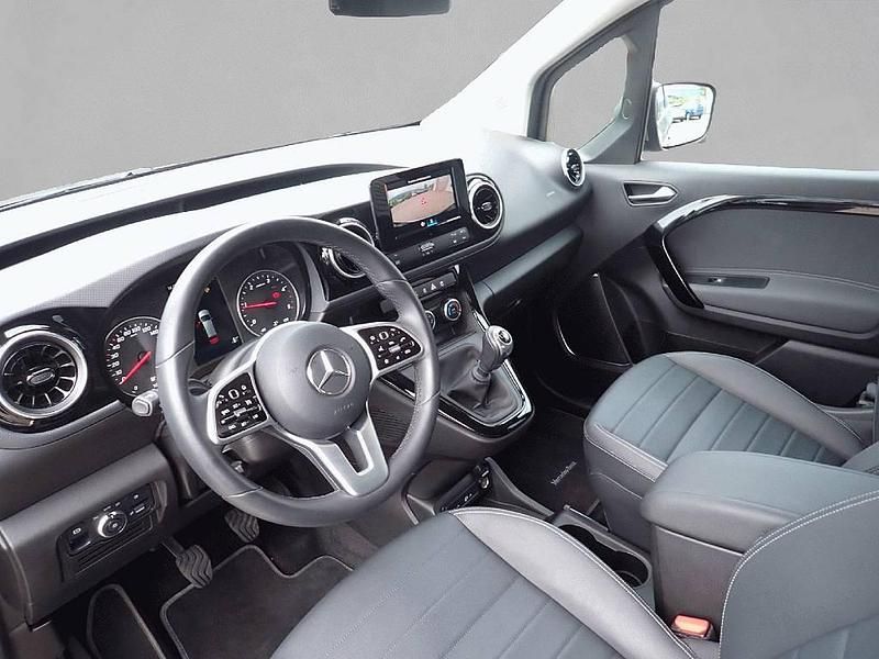 Gebraucht Mercedes T160 95 PS (69 kW) 2023 Grau Van / Kleinbus