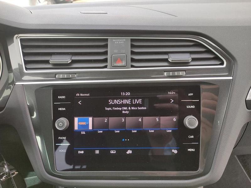 Gebraucht VW Tiguan Highline 179 PS (131 kW) 2017 Tungsten silver metallic SUV