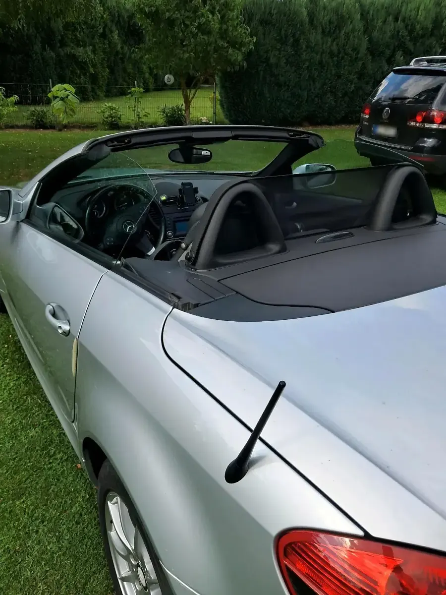 Gebraucht Mercedes SLK200 184 PS (135 kW) 2010 Silber Cabrio