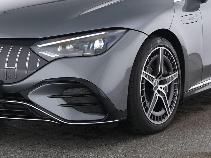 Gebraucht Mercedes EQE AMG 43 Premium 350 kW (476 PS) 2024 Lack selenitgrau Limousine