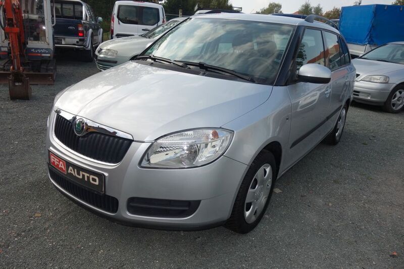 Grau Gebraucht 2008 Skoda Fabia Elegance Kombi | 3.990 € (Fairer Preis) - Bild 1/4