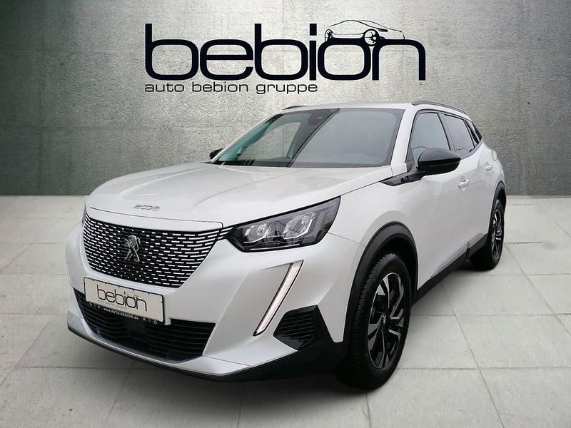 Weiß Gebraucht 2022 Peugeot e-2008 Allure SUV | 18.980 € (Guter Preis) - Bild 1/4