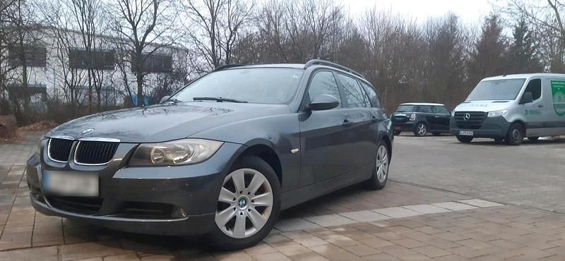 Gebraucht BMW 320 170 PS (125 kW) 2005 Grau Kombi