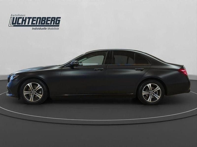 Gebraucht Mercedes E300 Avantgarde 245 PS (180 kW) 2019 Schwarz Limousine