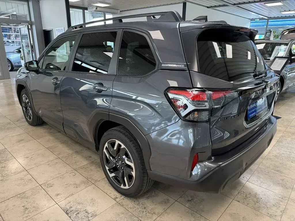 Gebraucht Subaru Forester Exclusive+ 136 PS (100 kW) 2025 Grau SUV